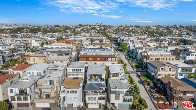 703 Bayview Drive, Manhattan Beach, CA 90266