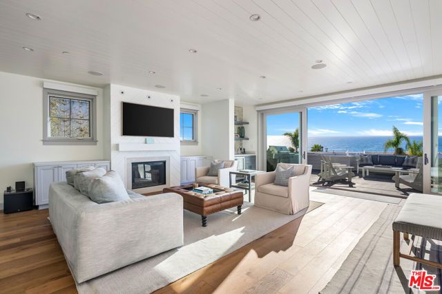 703 Bayview Drive, Manhattan Beach, CA 90266
