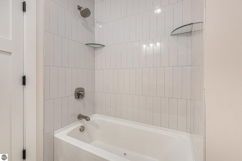 Image 27 of property listing at 6076 Heartwood Trail, Lake Ann, MI 49650