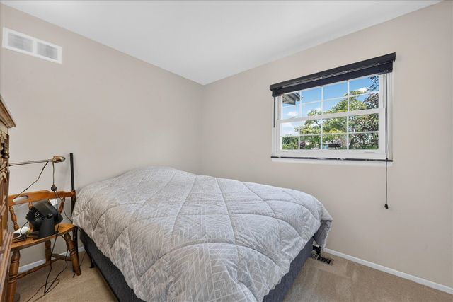 245 Roseland Drive, Canton, MI 48187