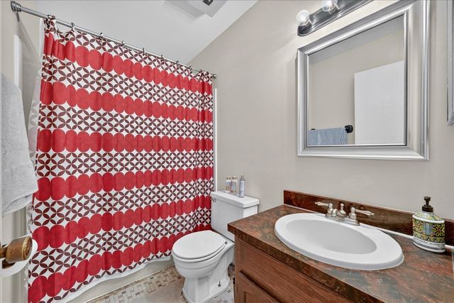245 Roseland Drive, Canton, MI 48187