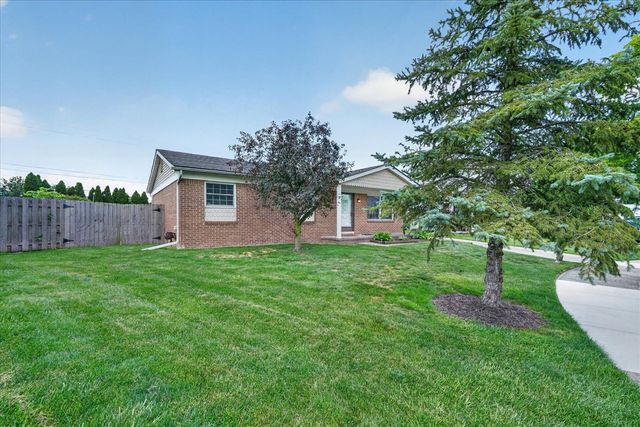 245 Roseland Drive, Canton, MI 48187