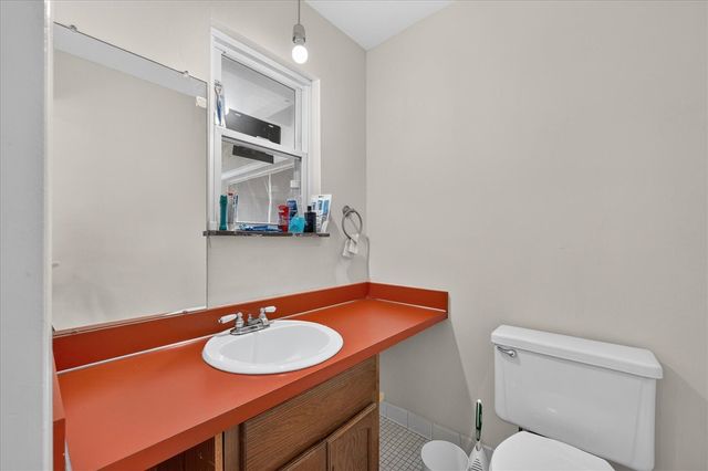 245 Roseland Drive, Canton, MI 48187