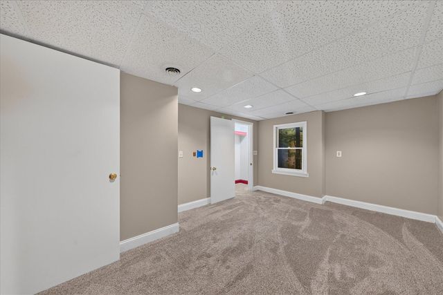 245 Roseland Drive, Canton, MI 48187