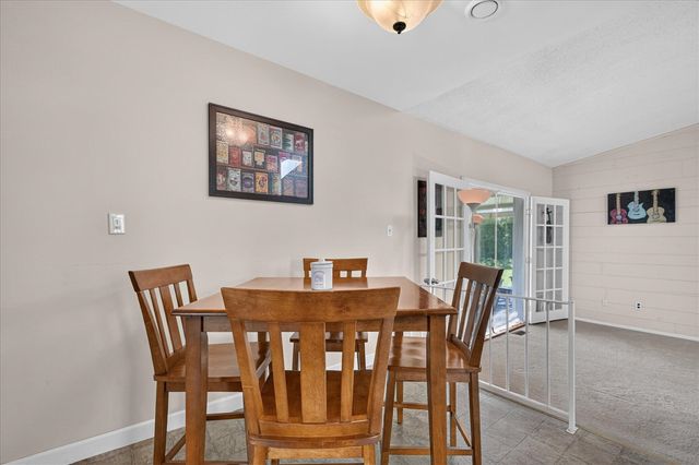 245 Roseland Drive, Canton, MI 48187