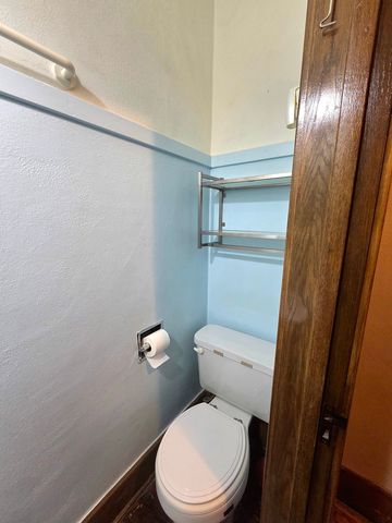 2215 Benderwirt Avenue, Rockford, IL 61103