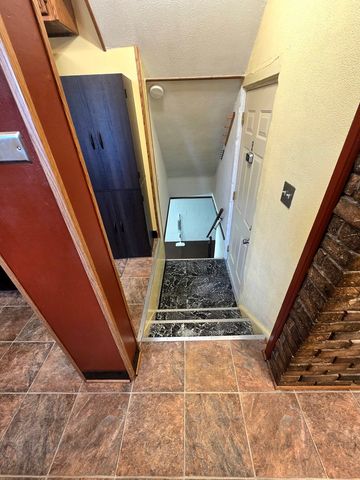 2215 Benderwirt Avenue, Rockford, IL 61103