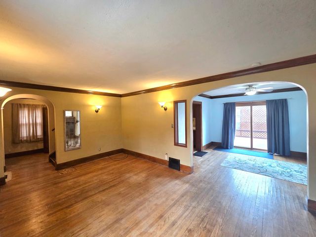 2215 Benderwirt Avenue, Rockford, IL 61103