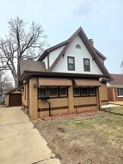 2215 Benderwirt Avenue, Rockford, IL 61103
