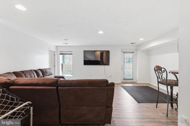29 BARNUM DR, Stafford, VA 22556