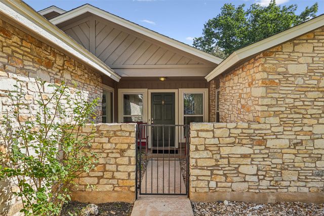 4713 Trail Crest CIR, Austin, TX 78735