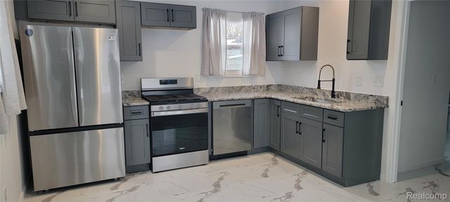 4736 Summerhill Drive, Independence Charter Township, MI 48346