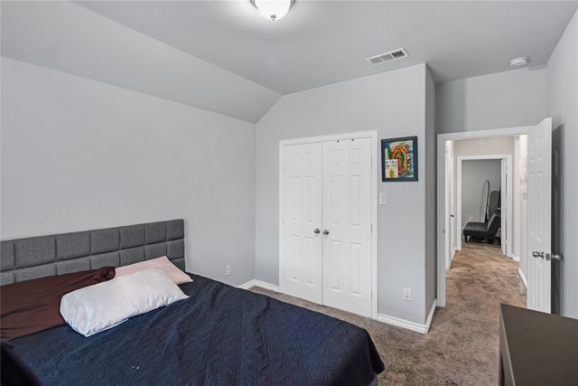 1317 Dacki Avenue, Dallas, TX 75211