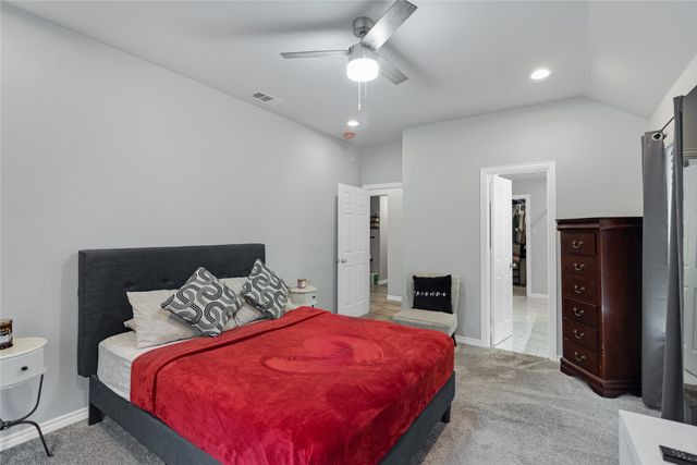 1317 Dacki Avenue, Dallas, TX 75211