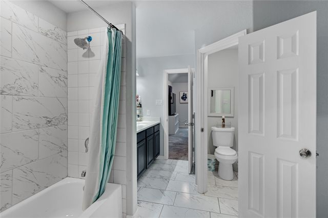 1317 Dacki Avenue, Dallas, TX 75211