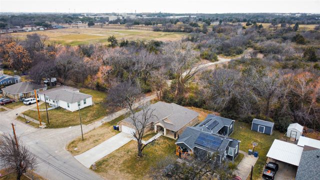 1317 Dacki Avenue, Dallas, TX 75211