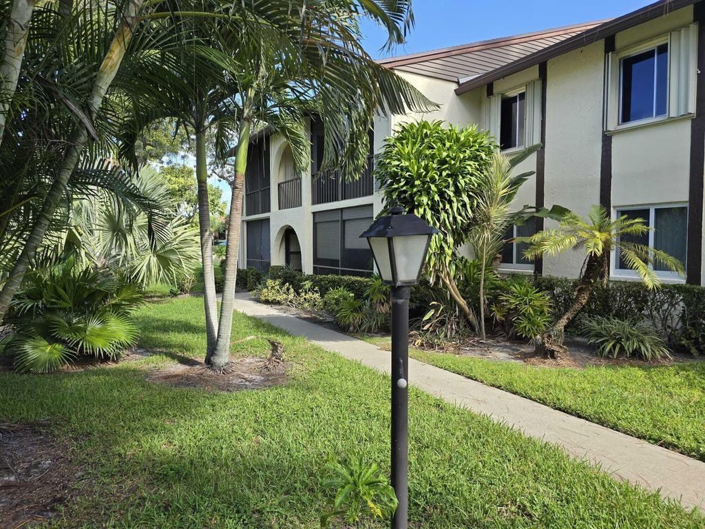 3531 Pine Tree Court A-2, Greenacres, FL 33463