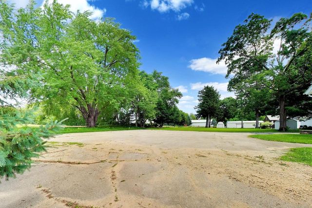 W2154 Highway 11, Elkhorn, WI 53121