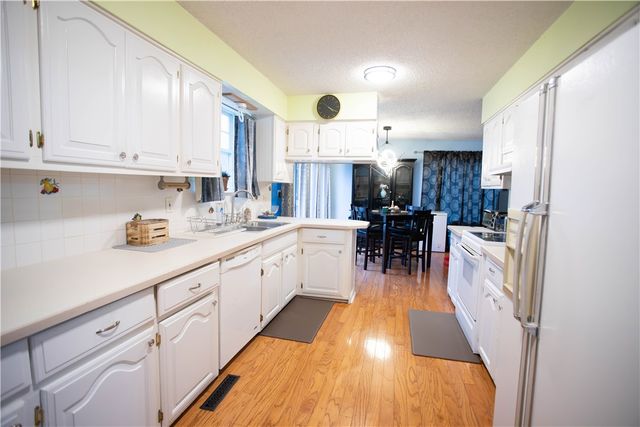 130 Shelton Drive, Eureka Springs, AR 72632