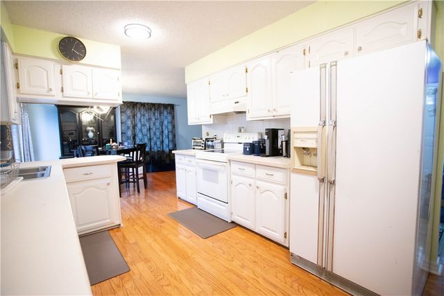 130 Shelton Drive, Eureka Springs, AR 72632