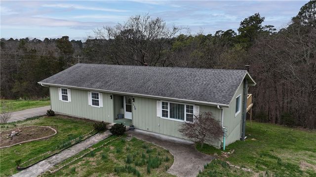 130 Shelton Drive, Eureka Springs, AR 72632