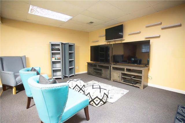 130 Shelton Drive, Eureka Springs, AR 72632