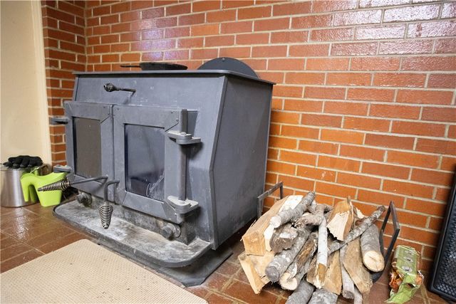 130 Shelton Drive, Eureka Springs, AR 72632