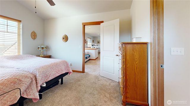 3206 N 28th Street, Mount Vernon, WA 98273