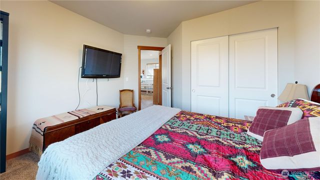 3206 N 28th Street, Mount Vernon, WA 98273