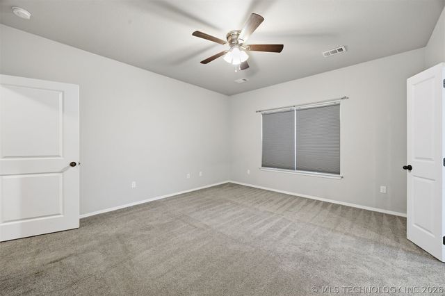 5447 Roadrunner Drive, Durant, OK 74701