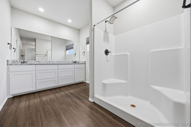 5447 Roadrunner Drive, Durant, OK 74701