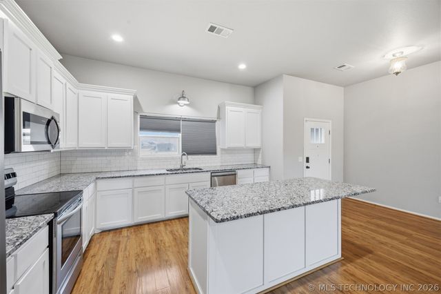 5447 Roadrunner Drive, Durant, OK 74701