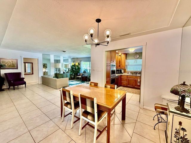 9970 54TH AVENUE N, St Petersburg, FL 33708