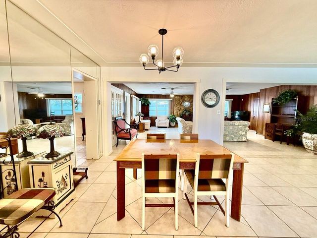 9970 54TH AVENUE N, St Petersburg, FL 33708