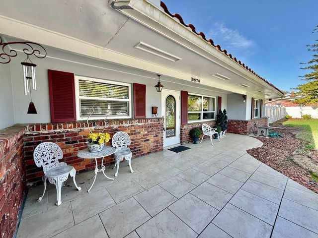 9970 54TH AVENUE N, St Petersburg, FL 33708