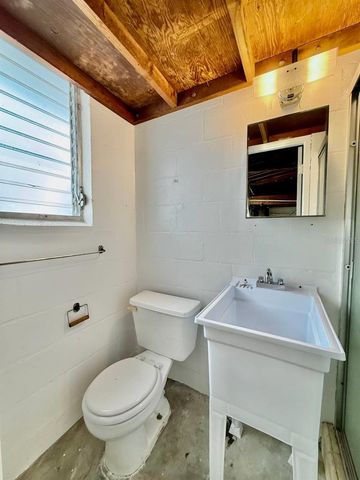 9970 54TH AVENUE N, St Petersburg, FL 33708