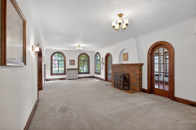 612 S Bowen, Jackson City, MI 49203