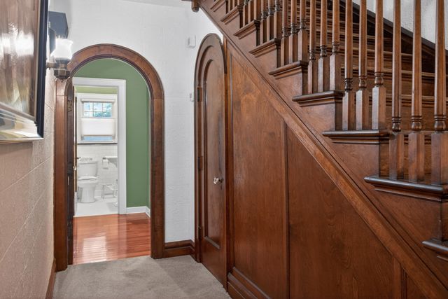 612 S Bowen, Jackson City, MI 49203