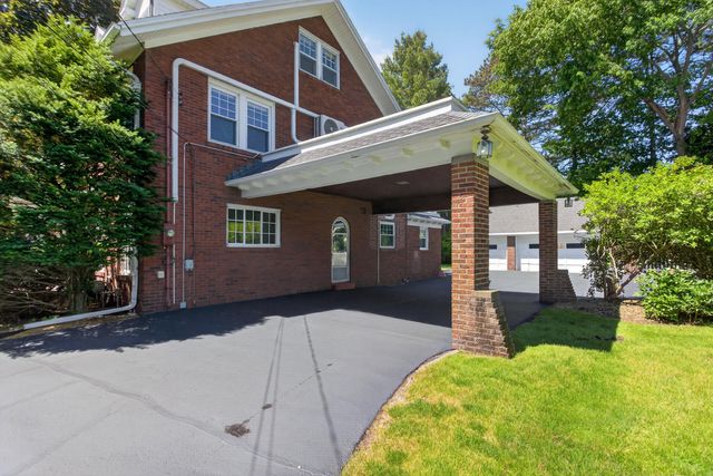 612 S Bowen, Jackson City, MI 49203