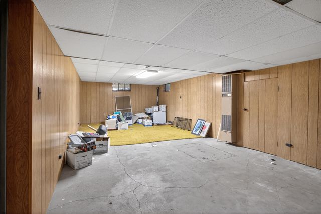 612 S Bowen, Jackson City, MI 49203
