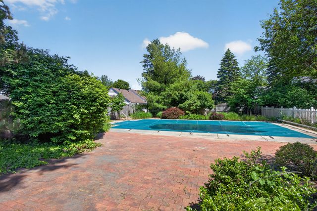 612 S Bowen, Jackson City, MI 49203