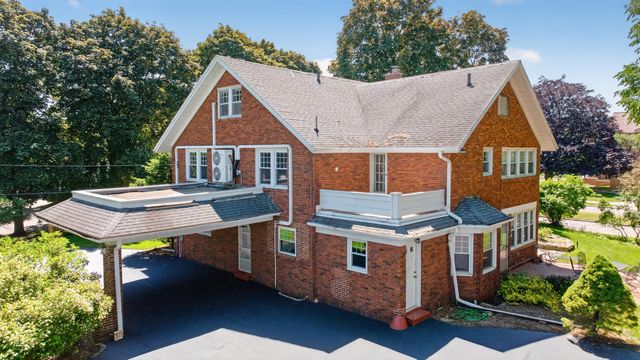 612 S Bowen, Jackson City, MI 49203