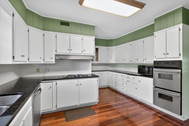 612 S Bowen, Jackson City, MI 49203