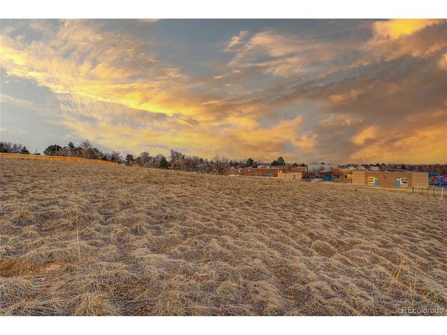 7402 W 76th Ave, Arvada, CO 80003