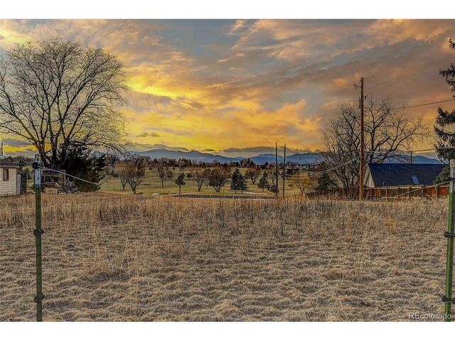 7402 W 76th Ave, Arvada, CO 80003