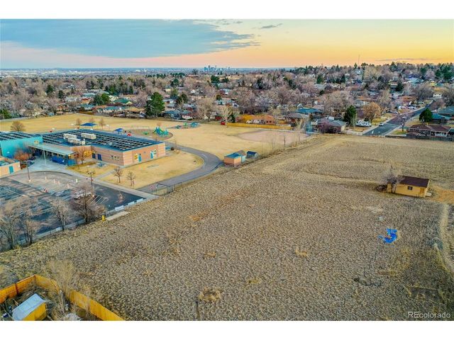 7402 W 76th Ave, Arvada, CO 80003