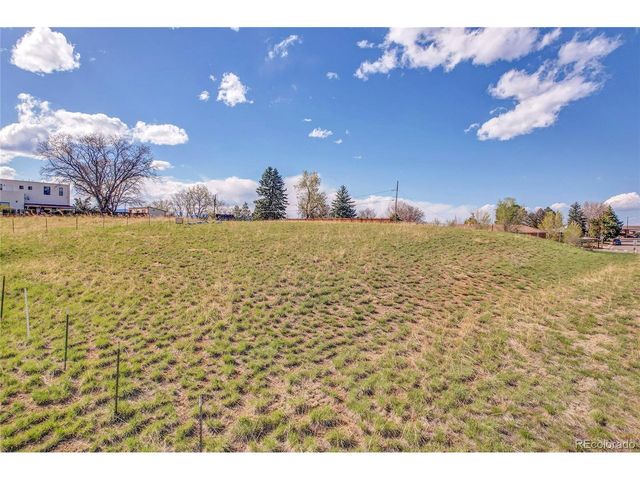 7402 W 76th Ave, Arvada, CO 80003