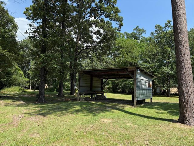 230 Hideout Circle, Livingston, TX 77351