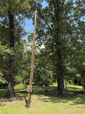 230 Hideout Circle, Livingston, TX 77351