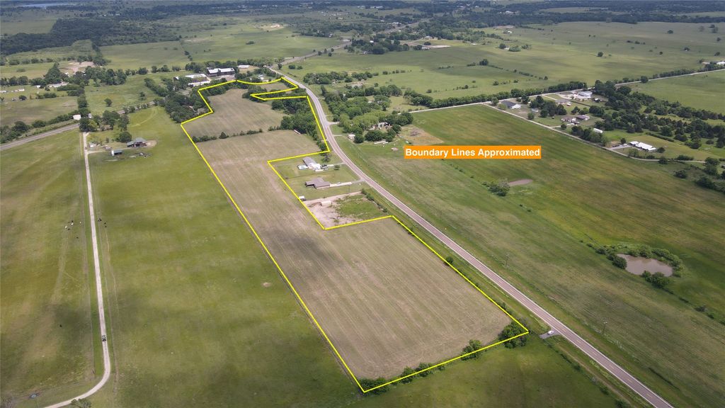 8536 S US Highway 287, Corsicana, TX 75109
